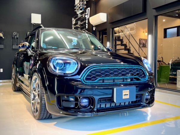 MINI クロスオーバー、ガラス系コーティング施工‼️サムネイル