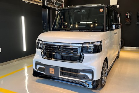 ホンダ　N-BOX　PROTECS　PRO－７セラミックコーティング　藤沢市のKさま　今回で2台目のご依頼です。